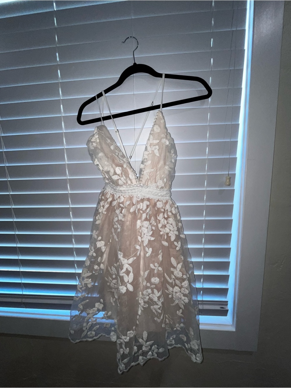 Apricot Lane White Floral Lace Mini Dress